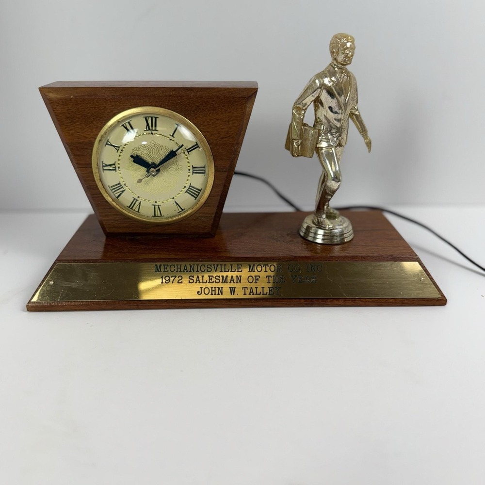 Automotive Salesmen of the Year Award 1972 Desk Clock Trophy WORKS